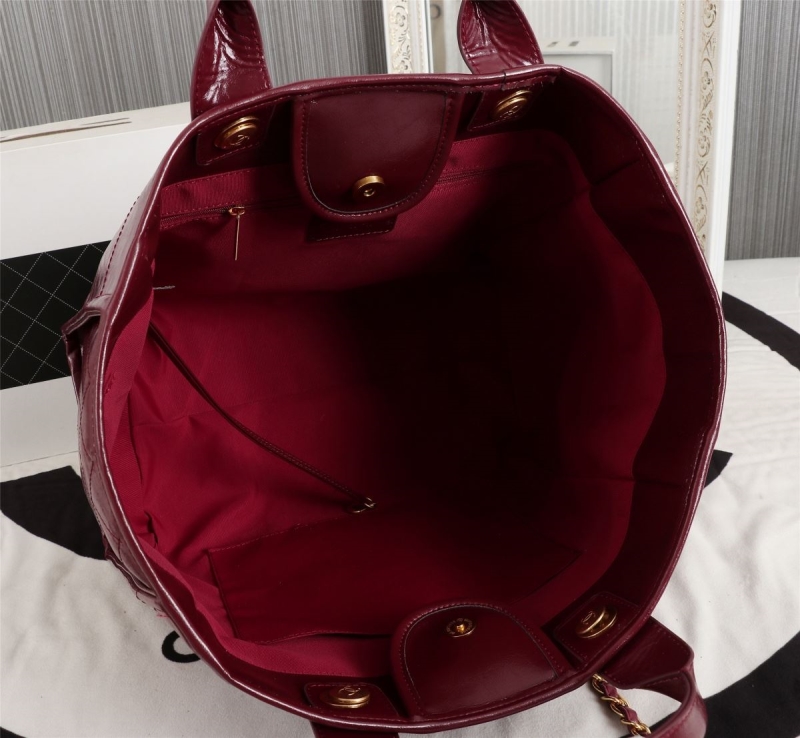 Ch**el shopping bags